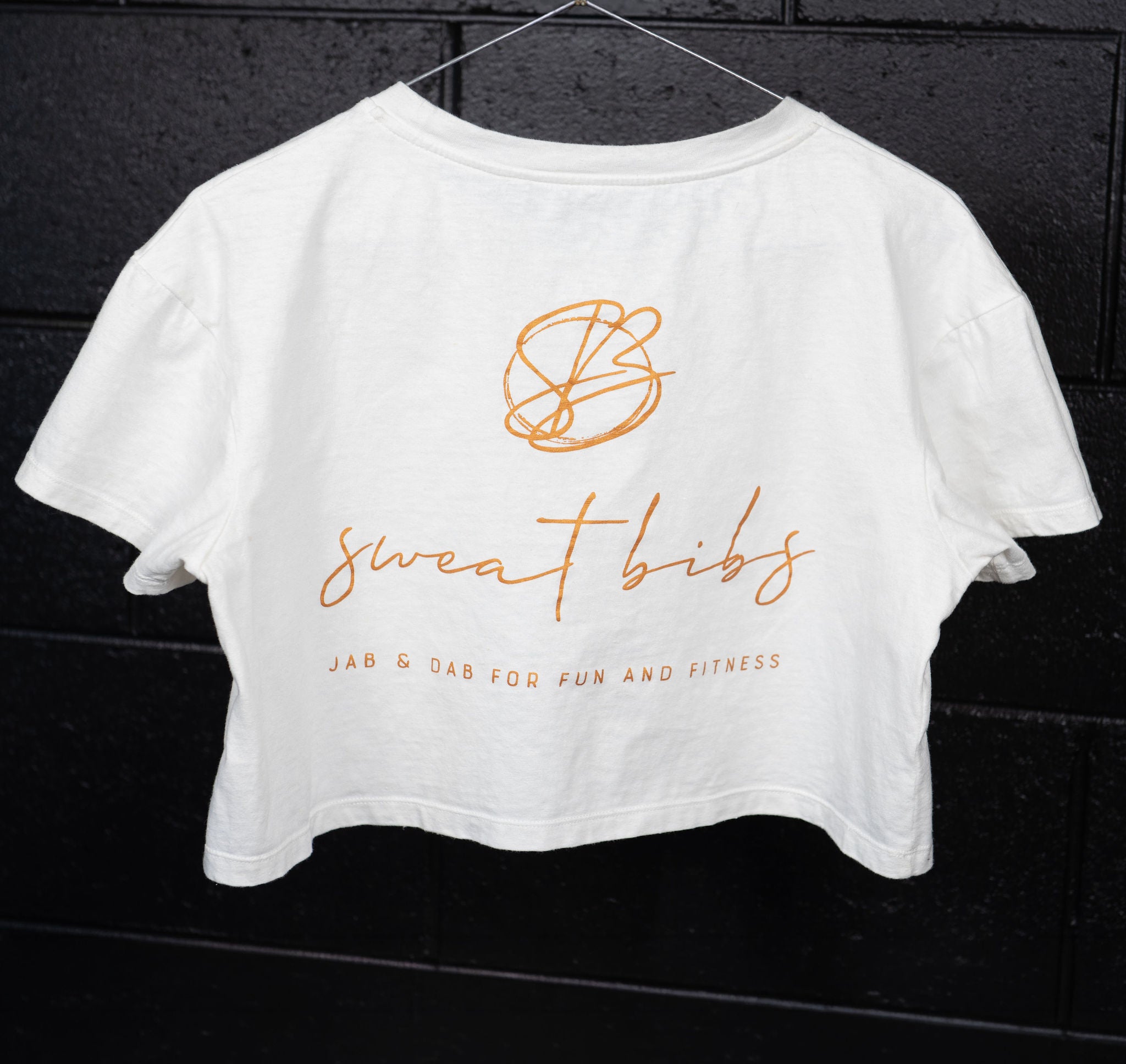 Crop T